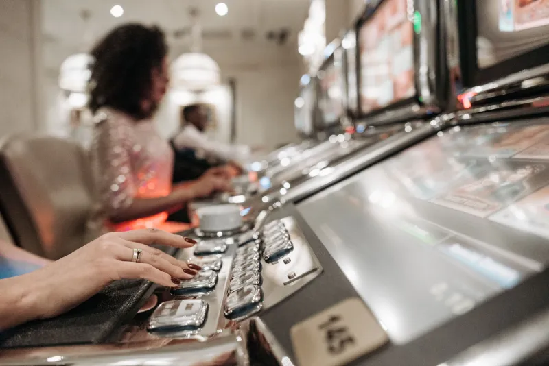 Chasing the Impossible: Why Aussie Players Keep Spinning for Jackpots They Know Won't Come