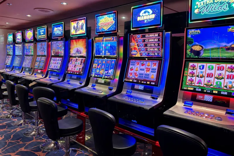 Pretty Reels, Dangerous Games: How Visual Design Is Quietly Working Against You